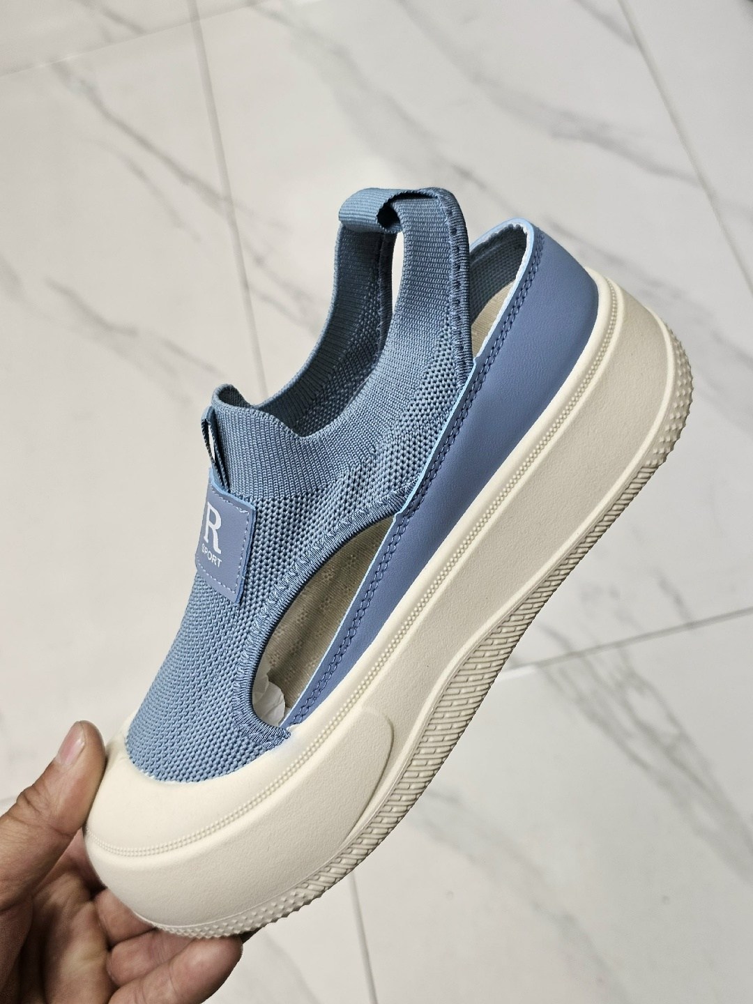 , женская,кроссовки женскиe, модная,летняя