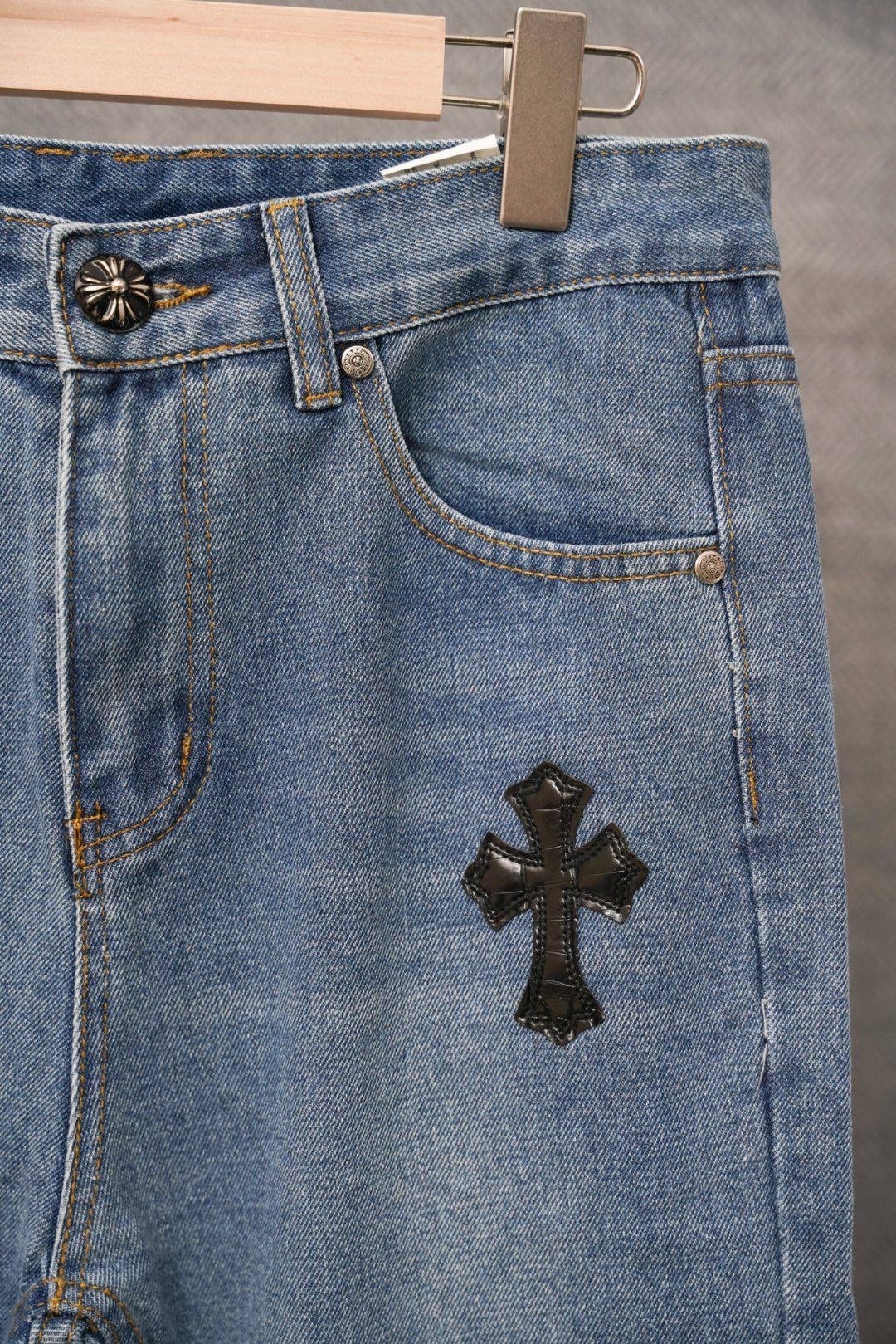 джинсы chrome hearts,джинсы chrome hearts с крестами,джинсы с крестами,джинсы модные,джинсовые брюки