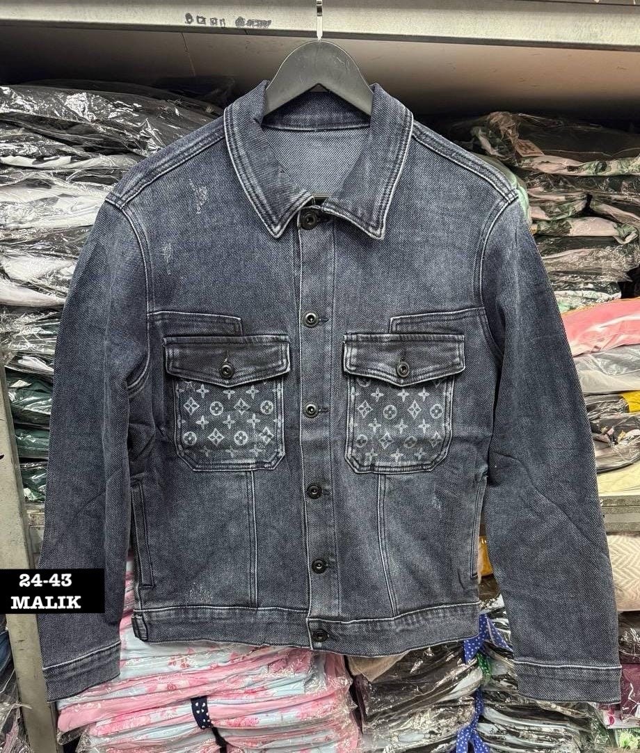 Женская одежда