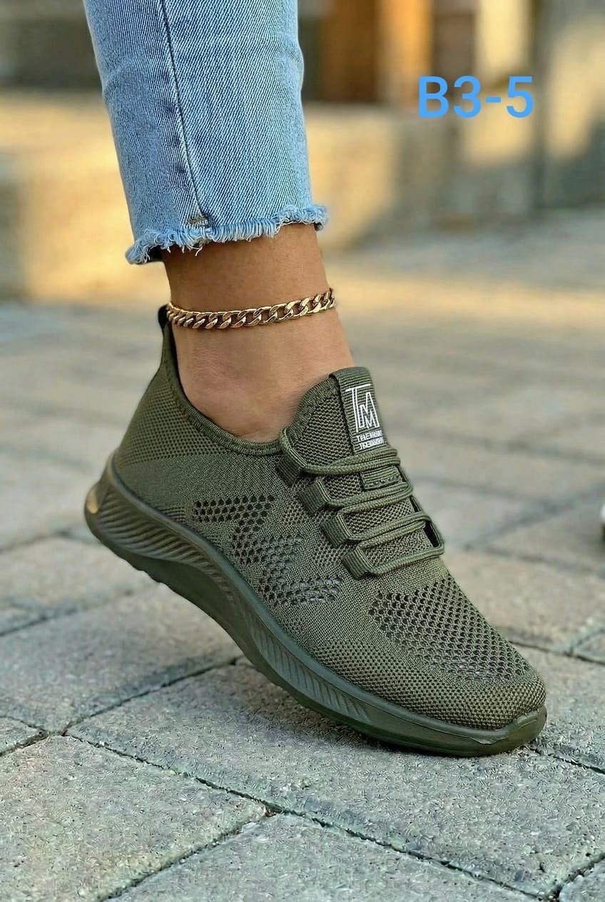 ,женская ,женские кроссовки,спортивная ,кроссовки для женщин