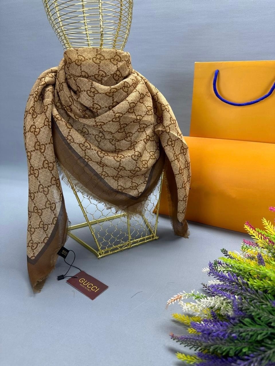 шарф гуччи женский,платок гуччи,платок гуччи оригинал,платок gucci,шелковый платок гуччи