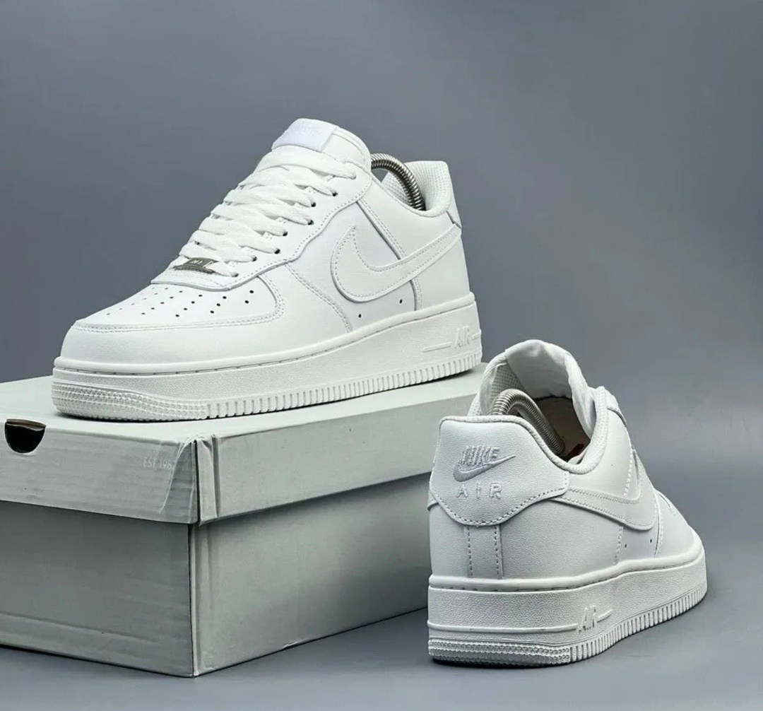 кросcовки nike air force 1,кроссовки nike air force 1 low white,кроссовки nike air force 1 white,nike air force 1 low белые,мужские кроссовки nike air force 07 в белом цвете