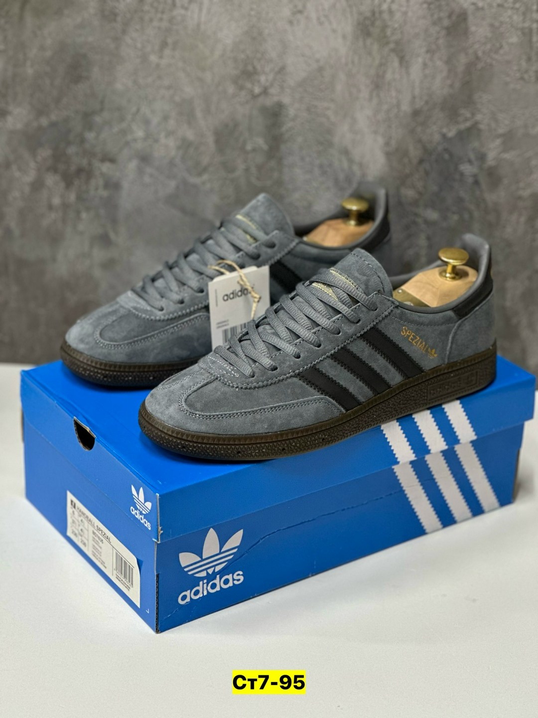 кроссовки adidas spezial,кроссовки adidas,adidas spezial,кроссовки adidas spezial серые,мужские кроссовки adidas