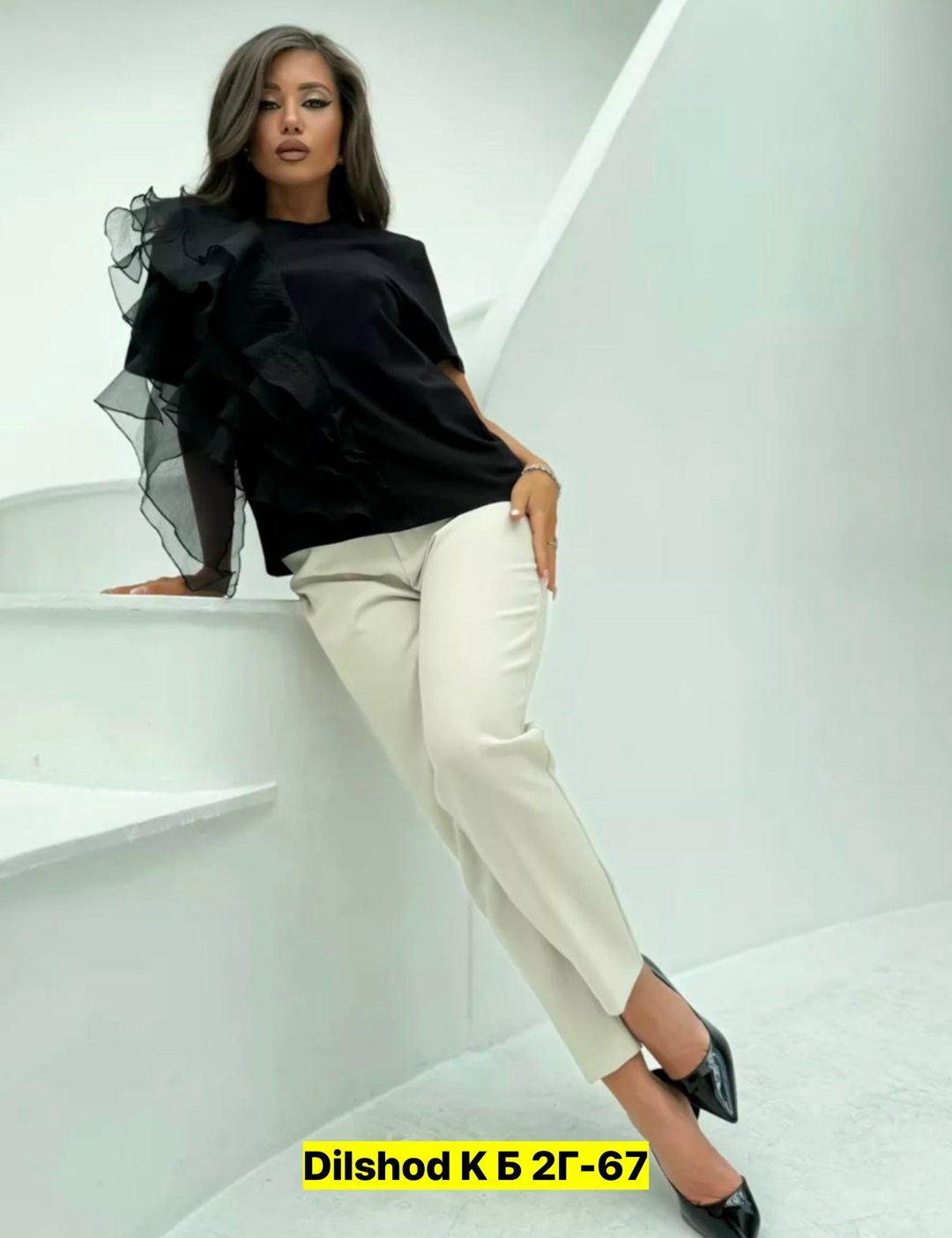 футболки женская,футболка с оборками,футболка черная однотонная нарядная с рюшами и воланами disorelle,блузка женская,женская блуза