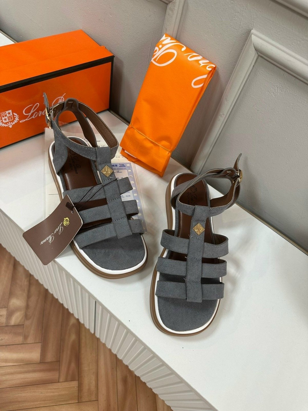 босоножки hermes,босоножки женские hermes,босоножки эрмес санторини,босоножки эрмес,