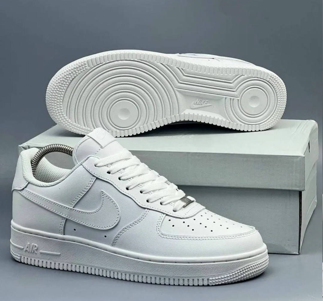 кросcовки nike air force 1,кроссовки nike air force 1 low white,кроссовки nike air force 1 white,nike air force 1 low белые,мужские кроссовки nike air force 07 в белом цвете