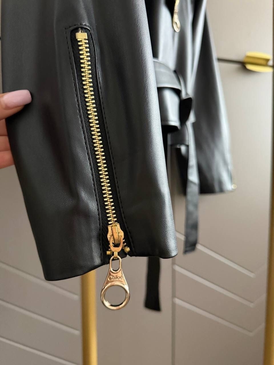 женская кожаная куртка,куртка косуха,куртка косуха из экокожи,кожаная куртка,куртка косуха экокожа