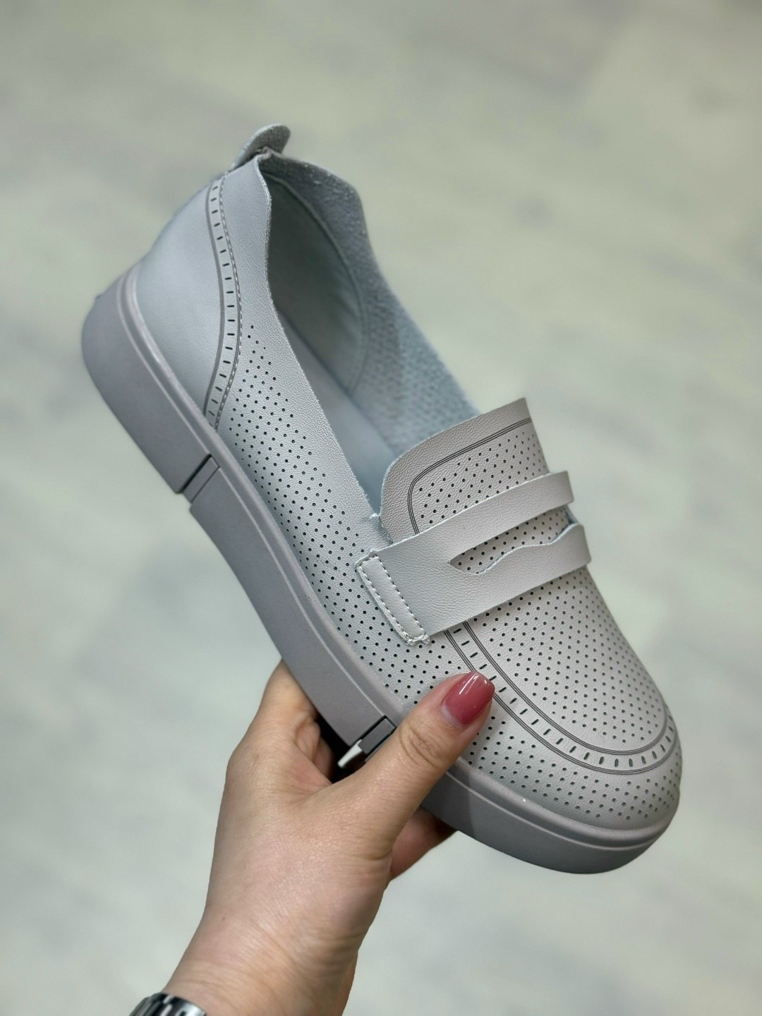 ,женская ,женские мокасины,мокасины с перфорацией,летняя женская