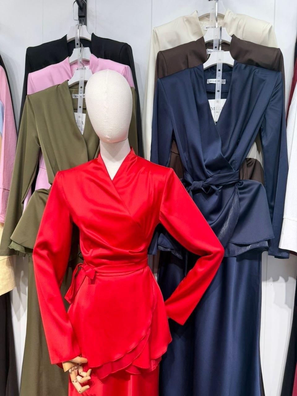 шелковый костюм двойка с юбкой макси by rumi,атласное платье,костюм с юбкой,платье стильное,вечерние платья