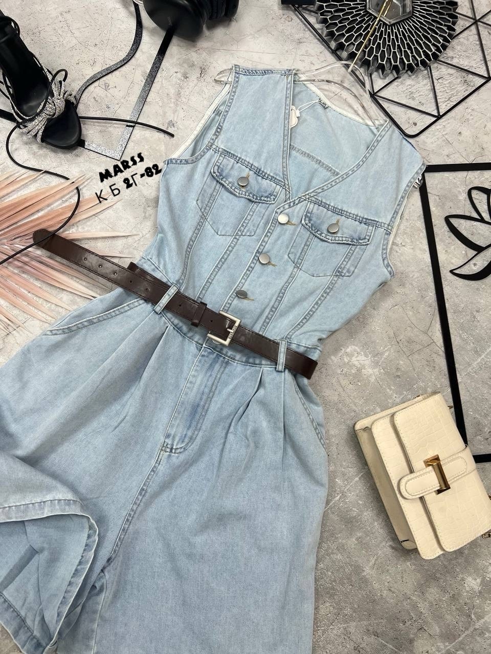 комбинезон женский джинсовый,летний комбинезон короткий джинсовый,женские джинсовые комбинезоны без рукавов,комбинезон джинсовый,комбинезон джинс