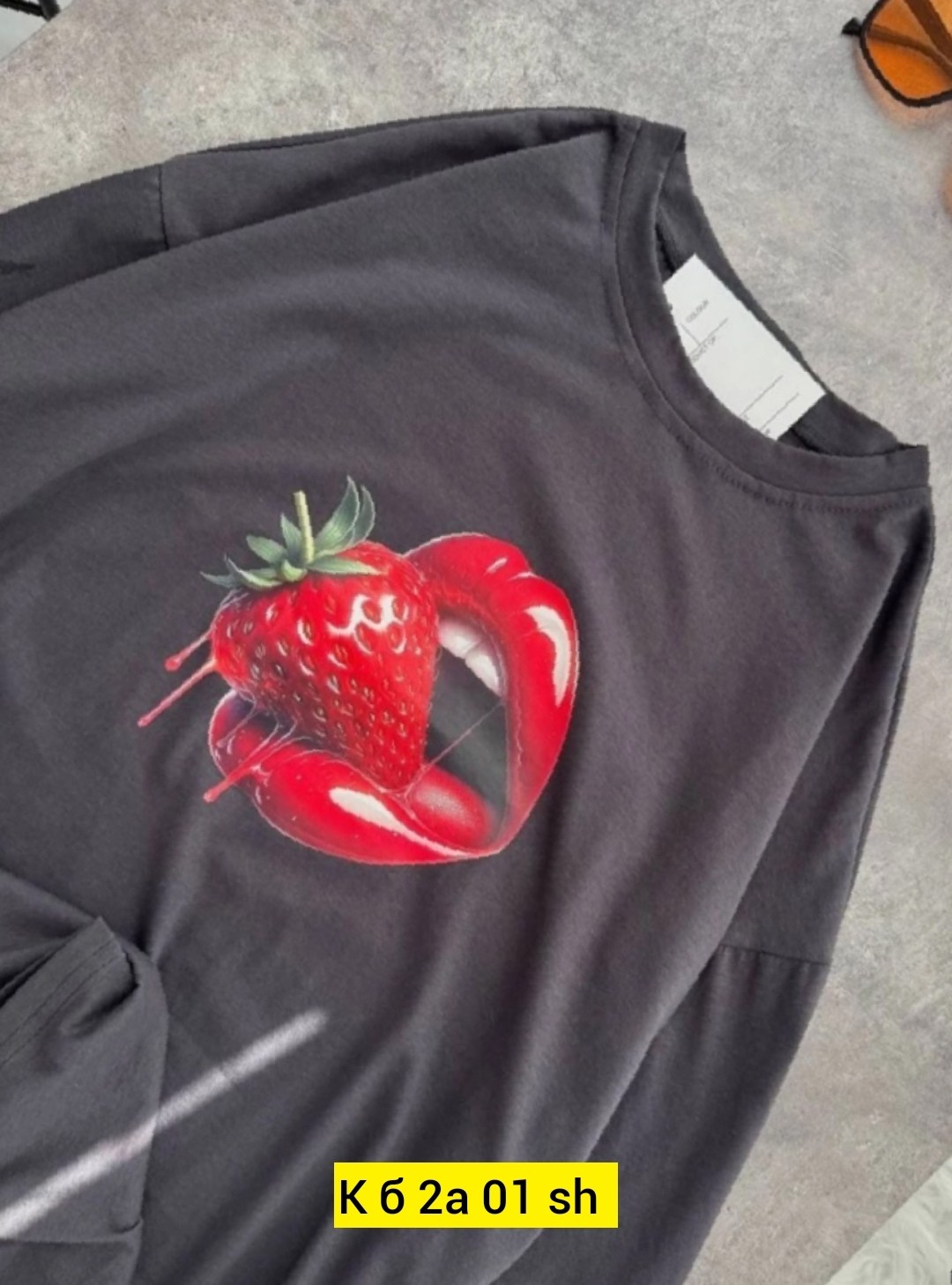 свитшот женская,женская кофта,женская футболка,футболки с принтами,футболка с трендовым принтом