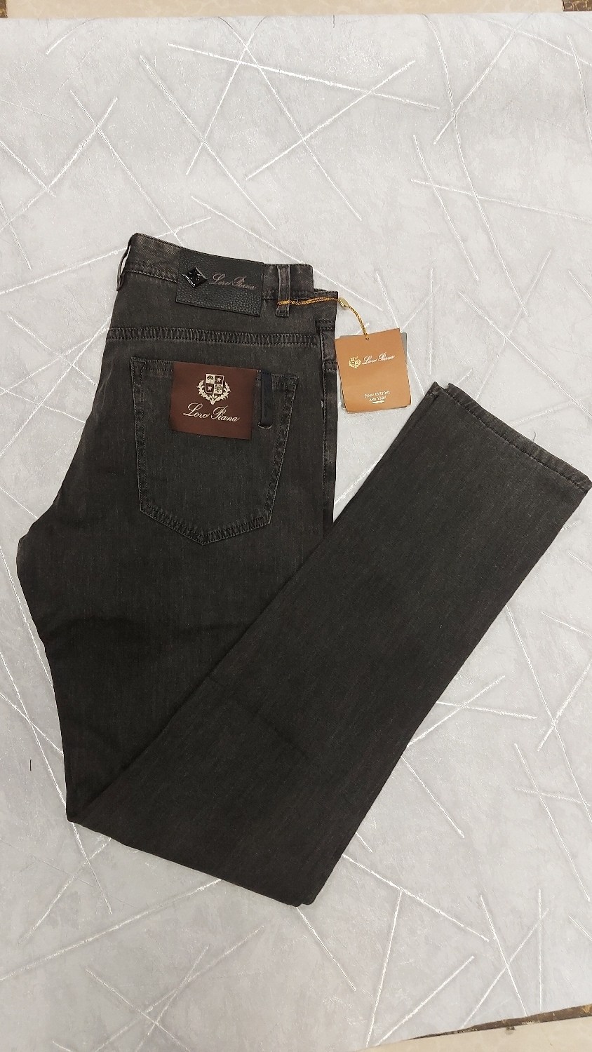 мужские джинсы,джинсы стильные,мужские джинсы прямые,брендовые джинсы,мужские классические джинсы