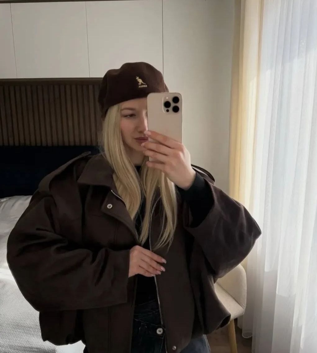 куртка-бомбер из искусственной замши zarina,куртка замшевая,куртка женская замшевая,куртка свободного кроя,куртка из искусственной замши