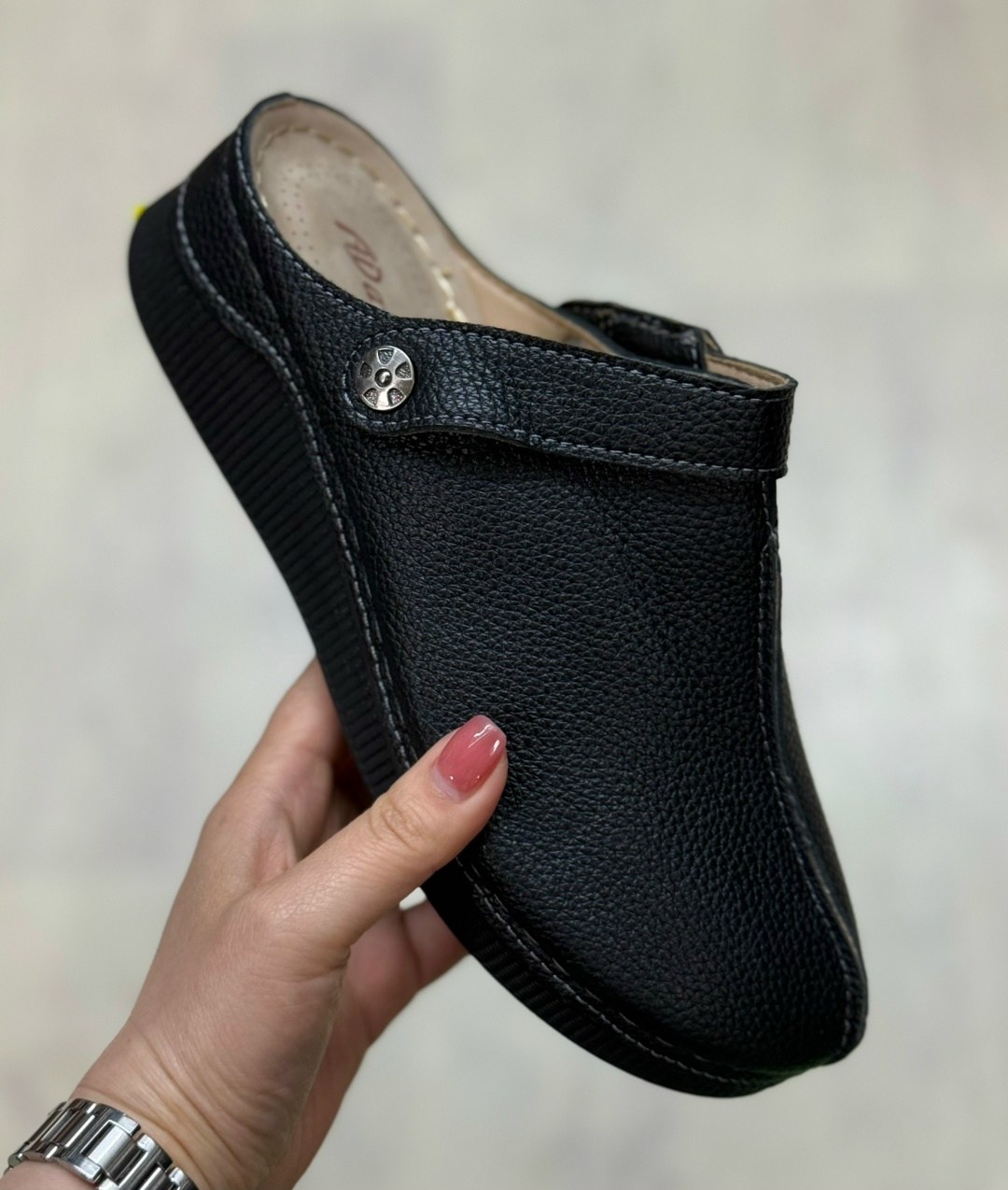 ,женские шлепанцы,сабо женские,женские босоножки,модные босоножки