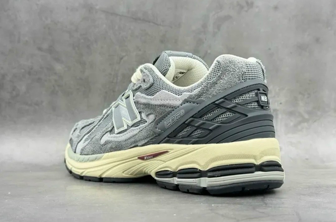 кроссовки унисекс new balance 1906d protection pack harbor grey,беговые кроссовки унисекс new balance 1906d harbor grey,кроссовки new balance 2002r "protection pack - grey",кроссовки new balance 1906d