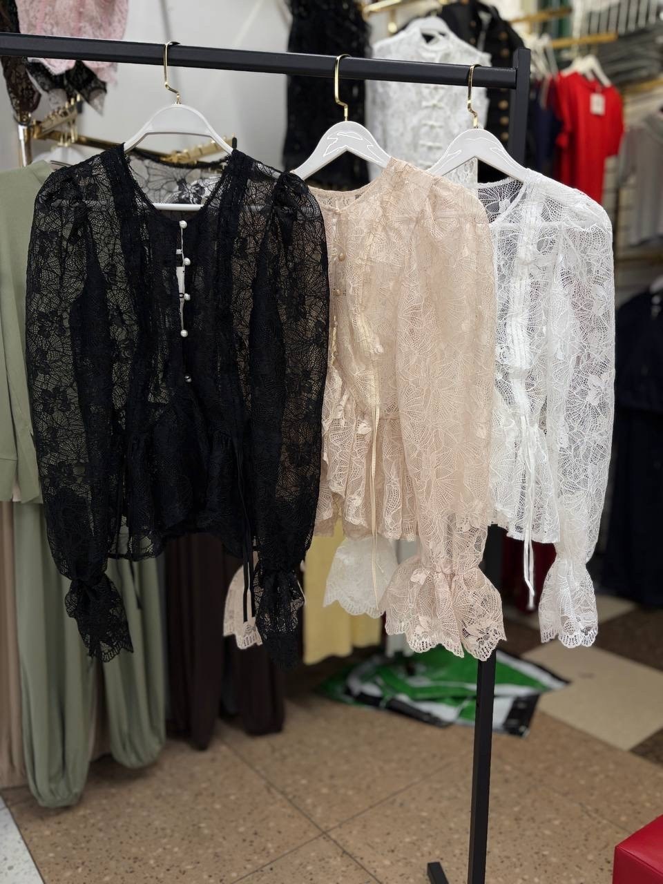 блузка с оборками,блузка стильная,блузка модная,кружевная блузка,женская блузка