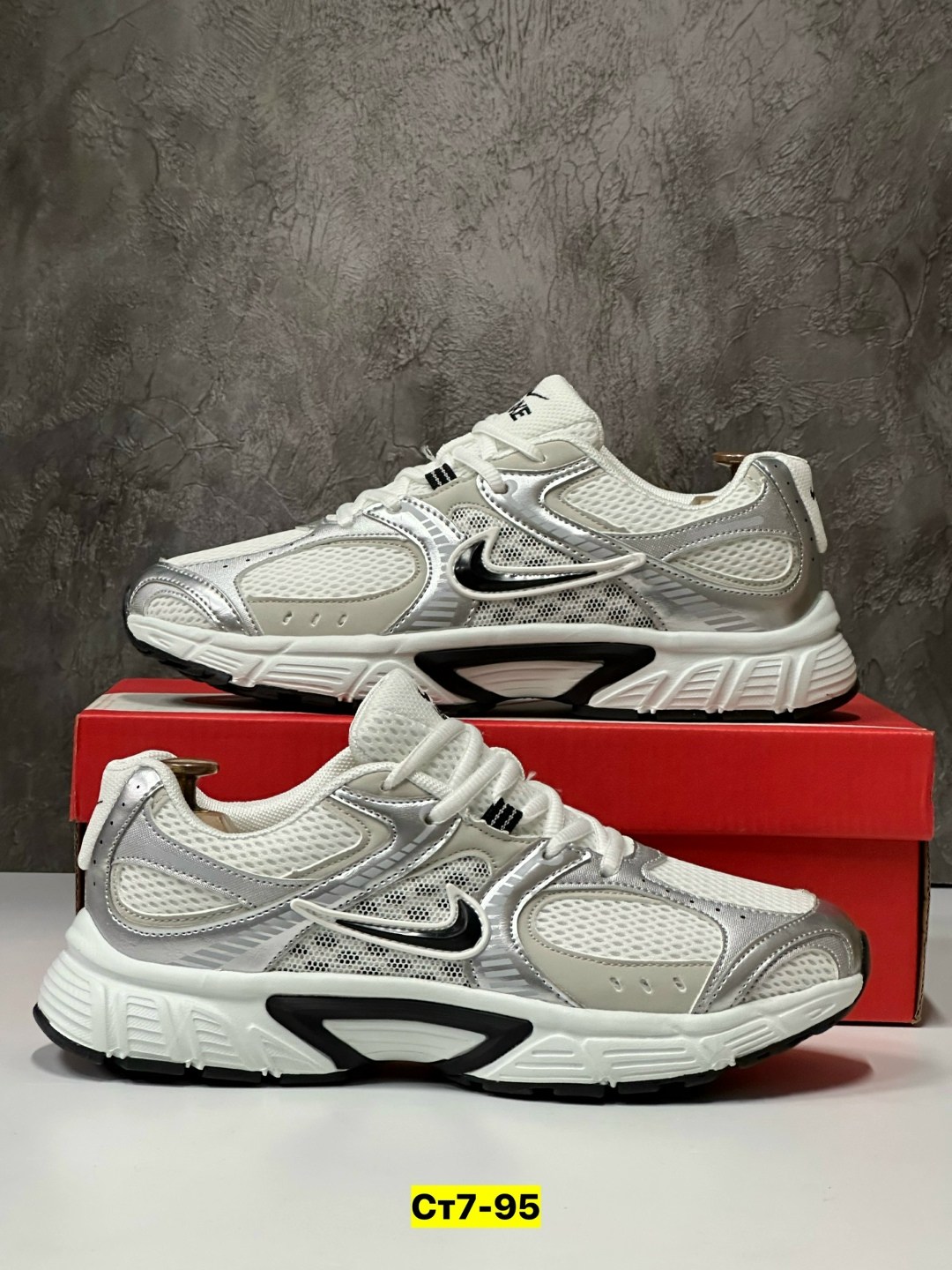 nike кроссовки,кроссовки nike v5 rnr white black silver,кроссовки v5 rnr nike,кроссовки мужские nike,женские кроссовки nike