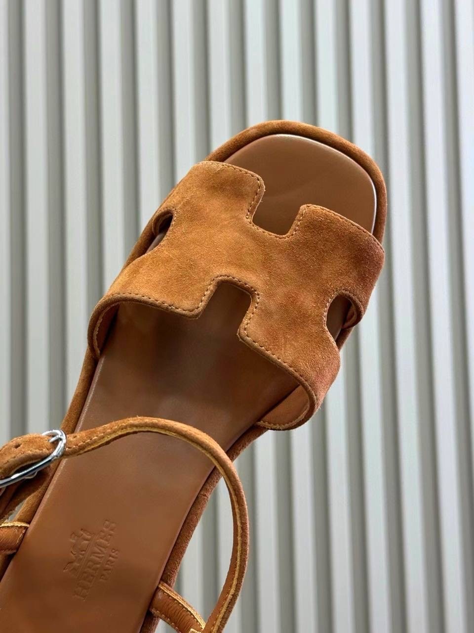 босоножки hermes,босоножки женские hermes,замшевые босоножки,босоножки женские,босоножки коричневые