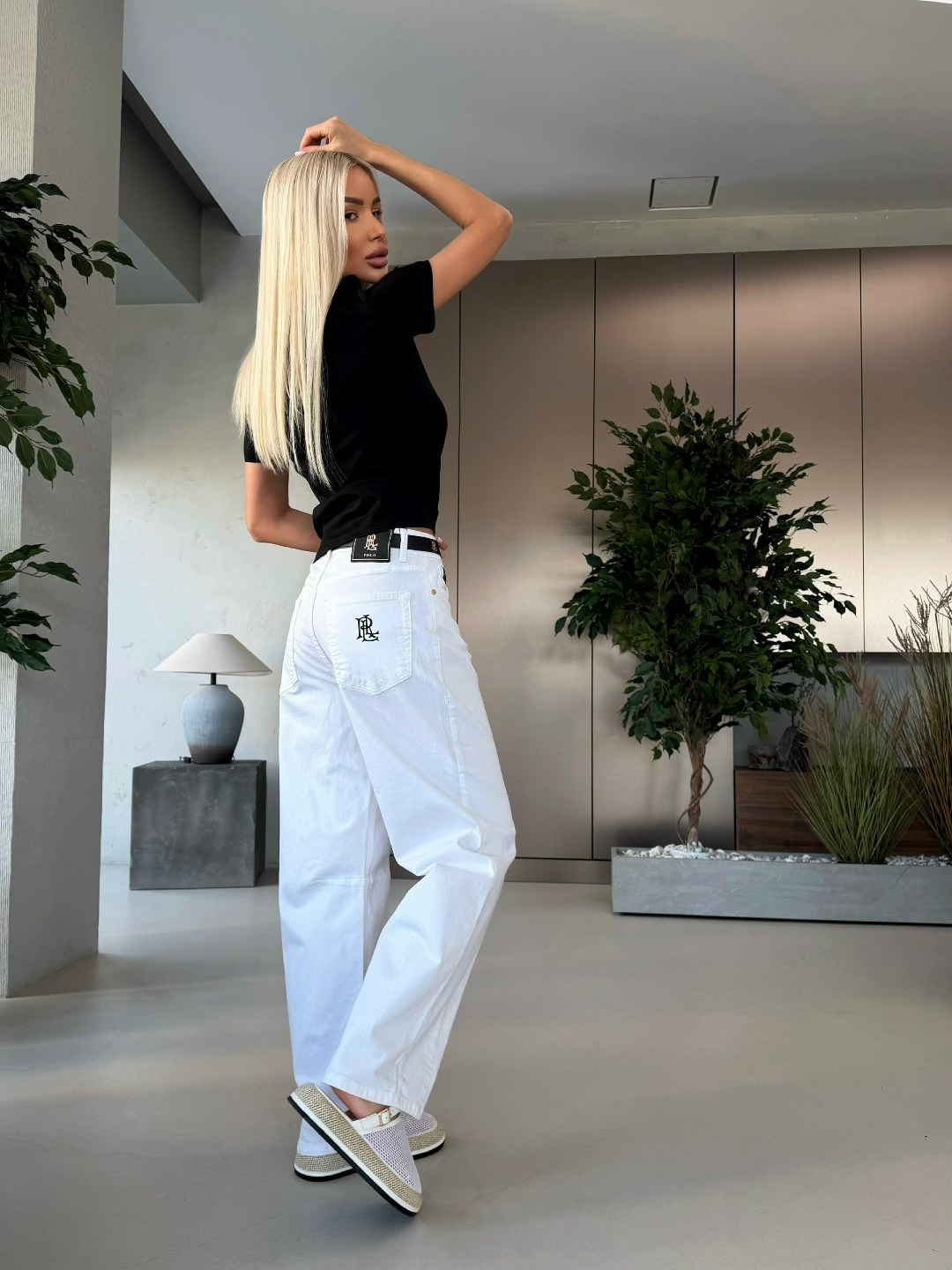 белые джинсы,женские джинсы,белые джинсы женские,брюки джинсы,джинсы стильные