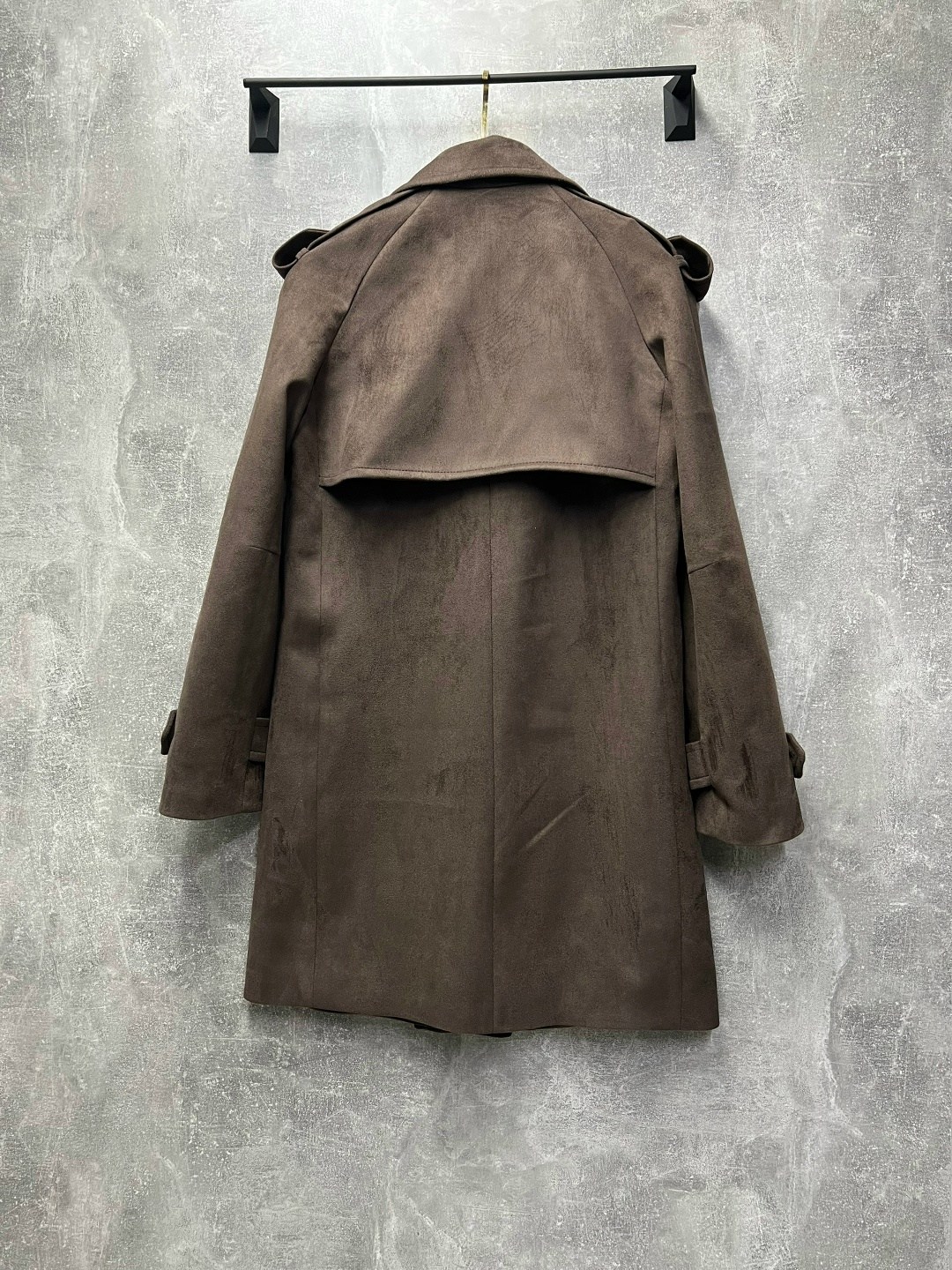 замшевый тренч,тренч замшевый пальто maris,замшевый женский плащ,замшевый тренч burberry,женский плащ тренч