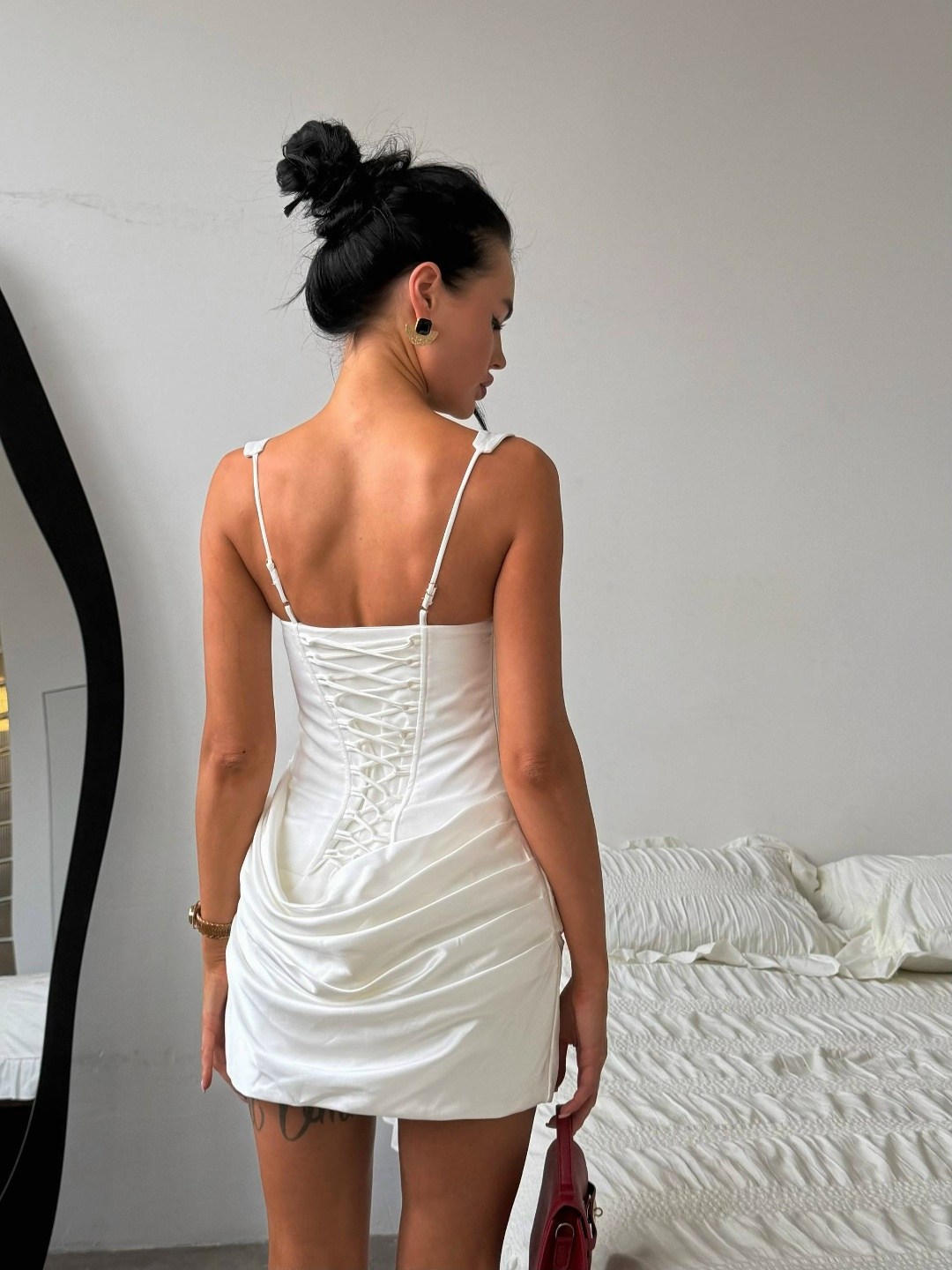 платья,атласное платье,модное платье,мини платье,короткие платье