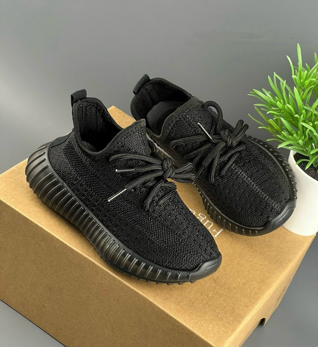 adidas yeezy boost 350 v2 static black reflective,кроссовки изики,adidas yeezy boost 350 pirate black,,кроссовки мужские yeezy boost 350