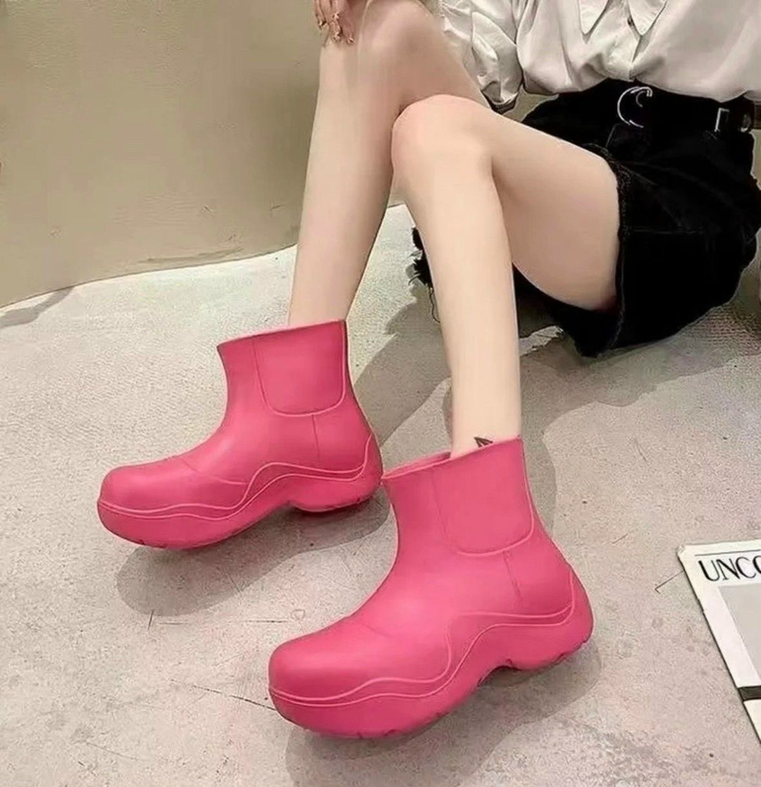 резиновые сапоги,женские резиновые сапоги,,модные резиновые сапоги женские,сапожки
