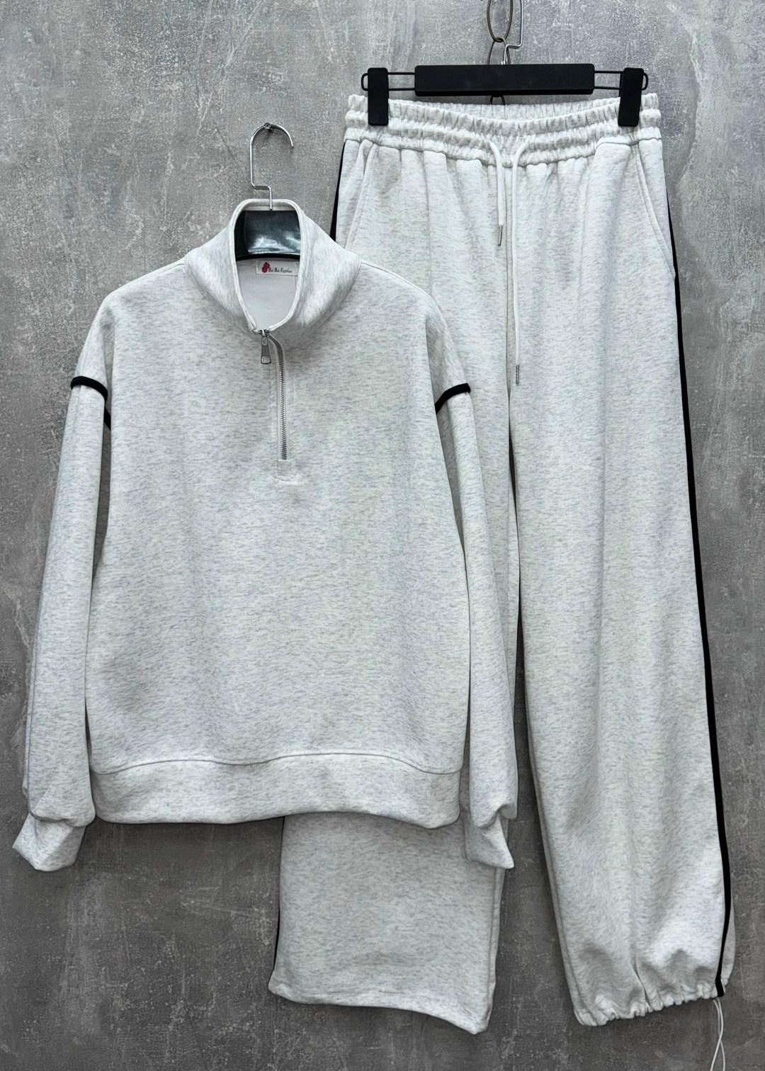 спортивный костюм brunello cucinelli,костюм brunello cucinelli серый,спортивный костюм,мужской спортивный костюм,костюм женский спортивный