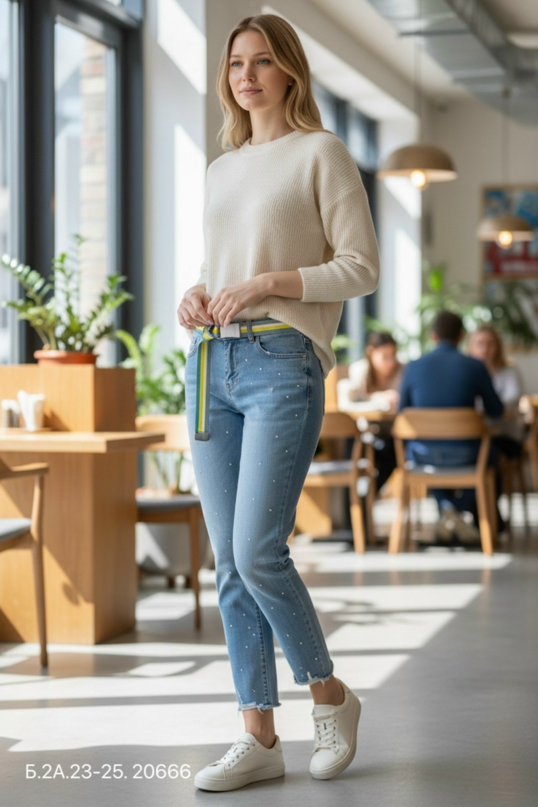 джинсы женские,джинсы модные,одежда джинсы,голубые джинсы,джинсы мода