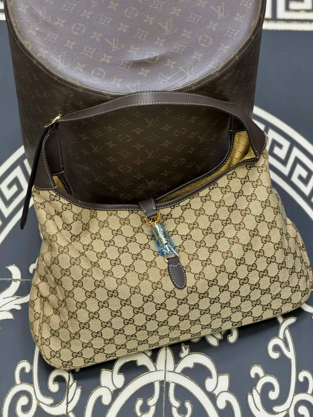 сумка gucci,повседневная женская сумка gucci,сумки гуччи женские,сумки гуччи,сумка мешок гуччи