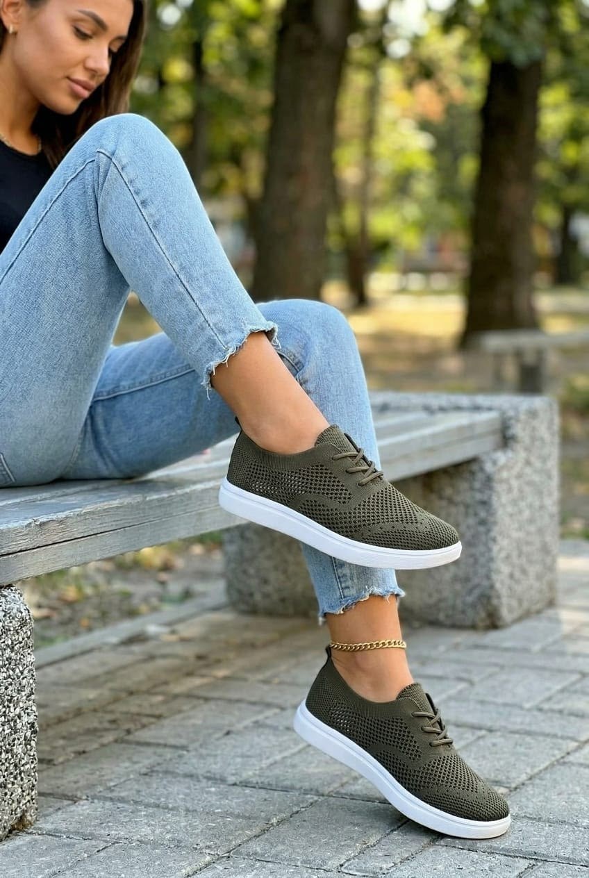 ,спортивная ,обуви,кроссовки женскиe,кроссовки для женщин