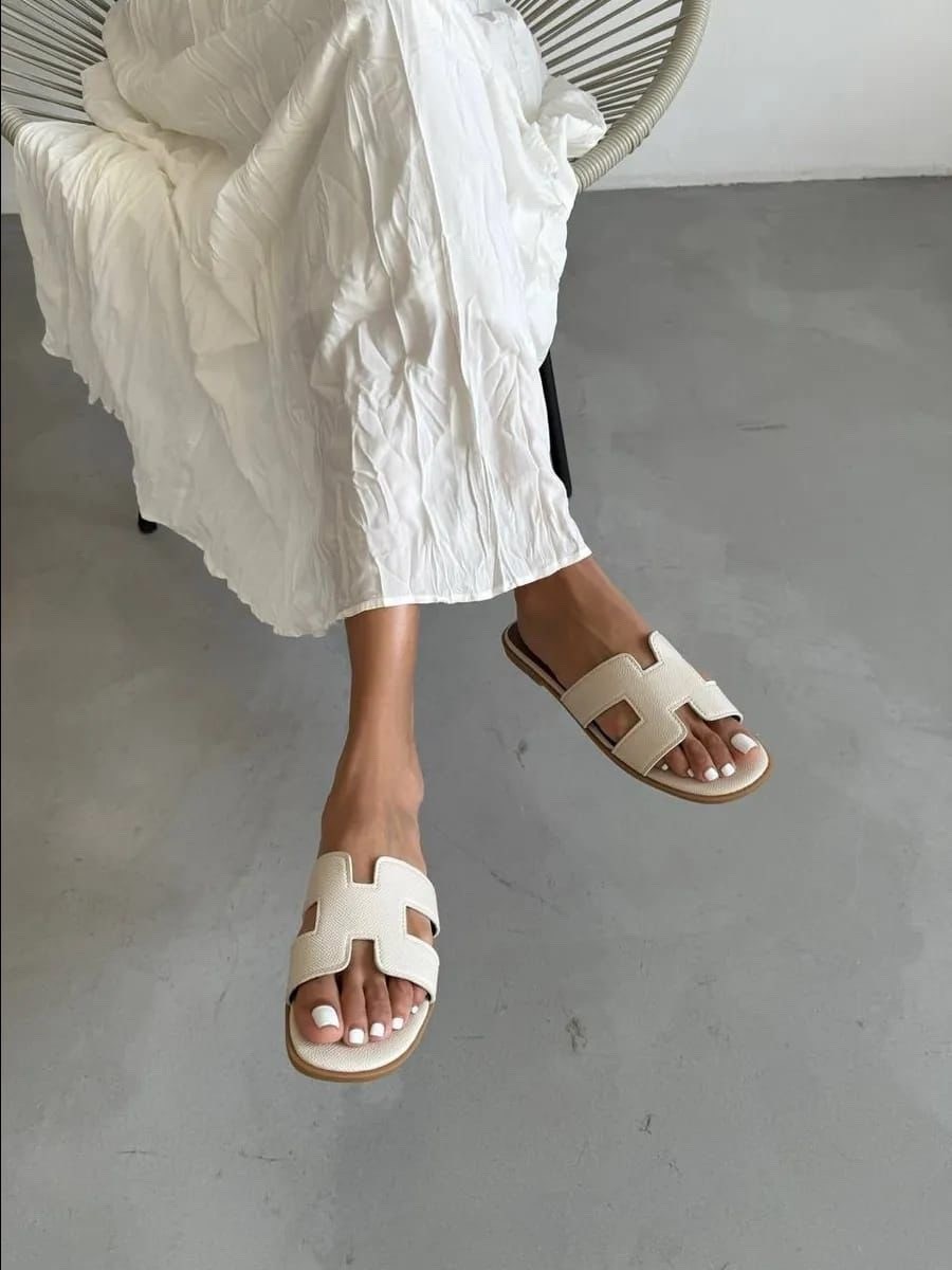 шлепанцы женские,шлепки гермес белые,босоножки спортивные,летние шлепанцы,эрмес шлепки