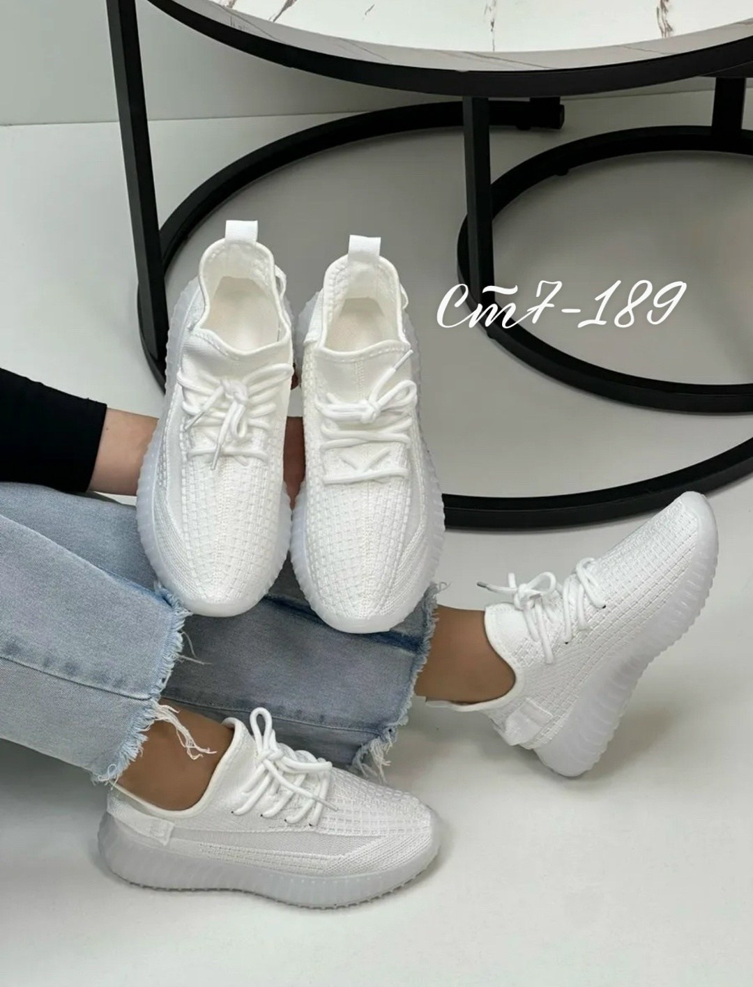 кроссовки изики женские,женские кроссовки,кроссовки изики,кроссовки,изики женские