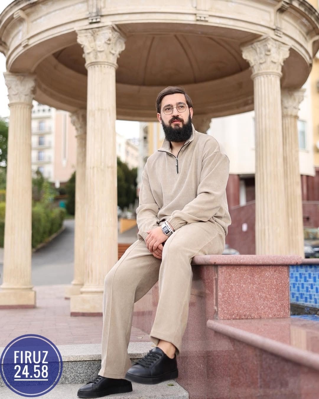 костюм спортивный ernesto khachatyryan,костюм классический ernesto khachatyryan,комплект одежды ernesto khachatyryan,костюм спортивный мужской,костюм классический