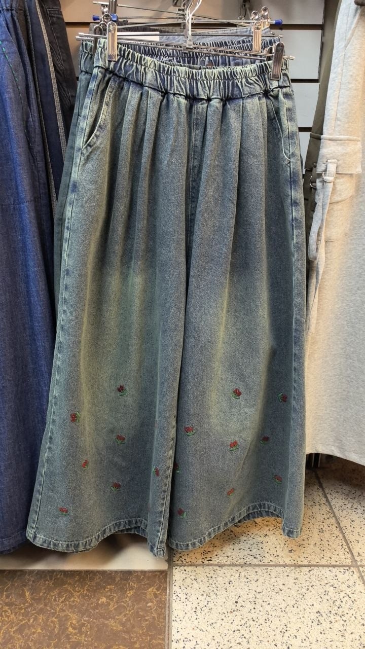 джинсовые широкие брюки,широкие джинсы,женские широкие джинсы,джинсы с вышивкой,джинсовые брюки