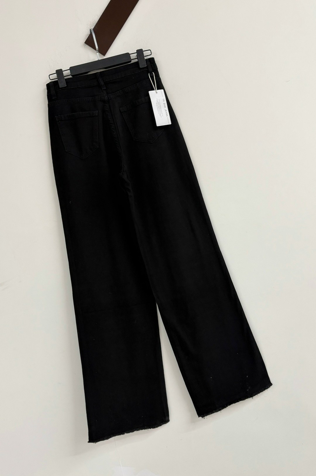 джинсы со стразами,джинсы клеш со стразами h&a collection,джинсы со стразами в золла,джинсы со стразами женские,брюки со стразами