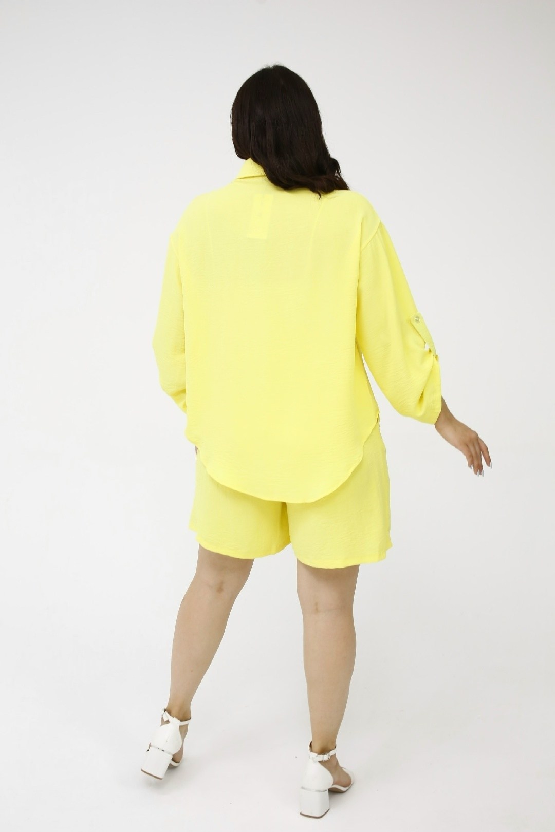летние костюмы,костюм желтый,костюм женский,женские летние костюмы,костюм с шортами