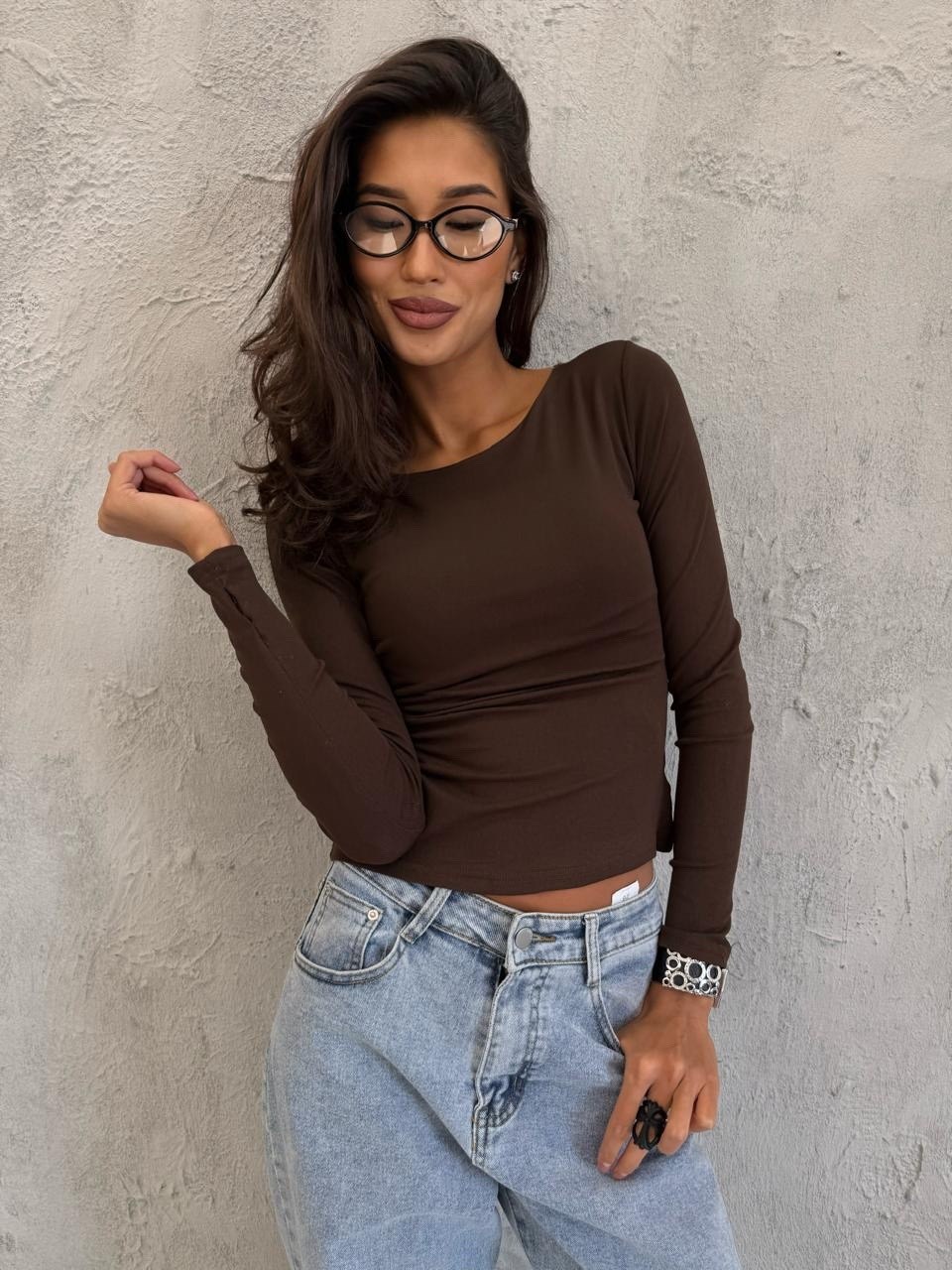 лонгслив skims облегающий укороченный длинный рукав хлопок,лонгслив с длинным рукавом y2k облегающий lemoo,лонгслив базовый скимс утягивающий укороченный облегающий yes.body цвет мокко,джемпер dava 42