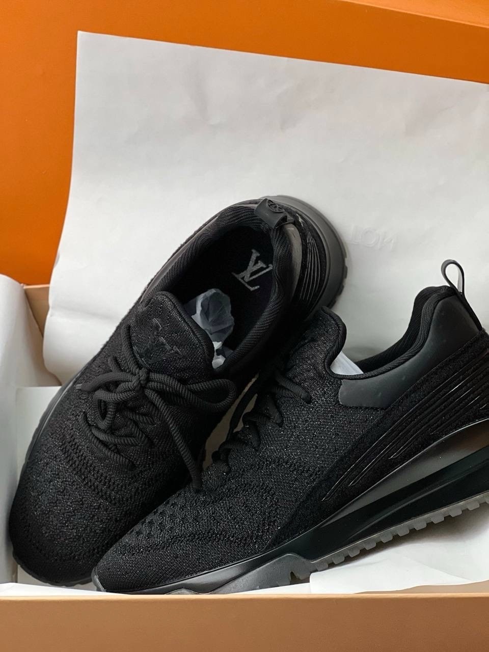 ,кроссовки louis vuitton мужские,кроссовки louis vuitton,брендовые кроссовки,louis vuitton кроссовки мужские черные