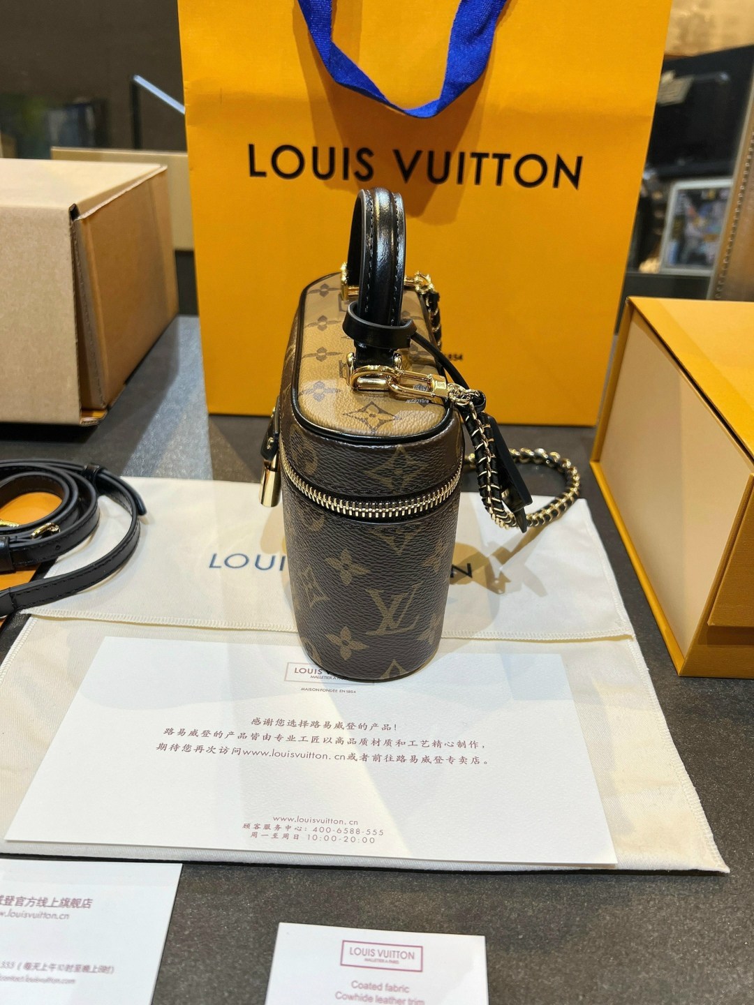 сумка бочонок луи виттон,louis vuitton сумка на плечо,сумка луи виттон через плечо,сумка луи виттон vanity,сумка луи виттон