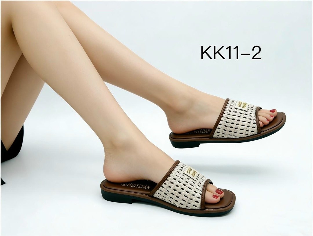 женские шлепанцы,шлепки женские,, женская,женские тапки