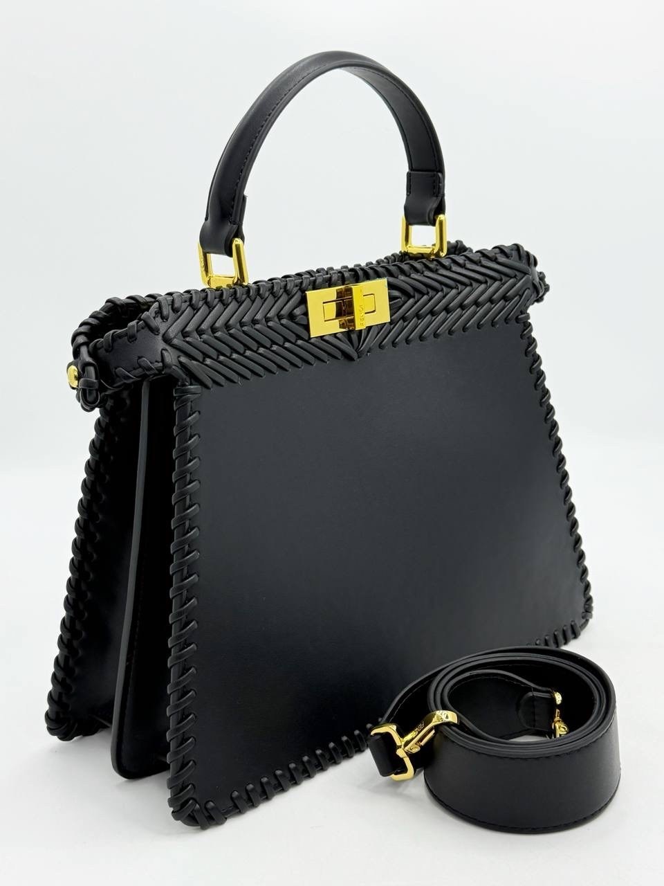 сумка,fendi сумки,фенди сумка,сумка женская fendi,сумки аксессуары