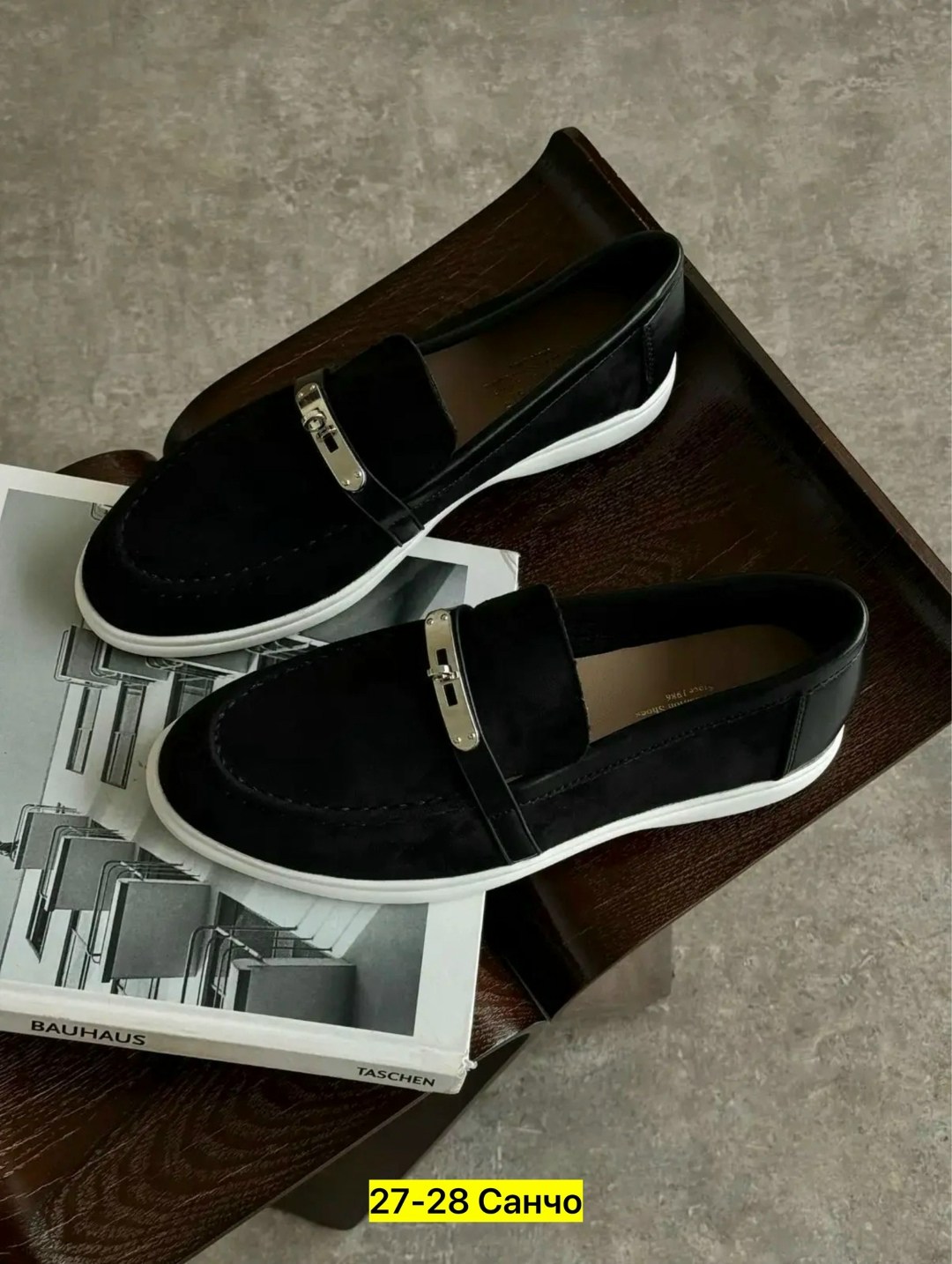 loro piana женские замшевые лоферы,,замшевые женские лоферы loro piana бежевые,женские лоферы loro piana,замшевые лоферы