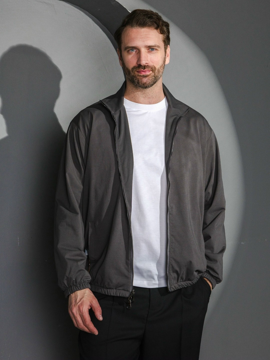 куртка бомбер,мужская куртка бомбер,легкая куртка,ветровка мужская,куртка мужскaя демисезонная