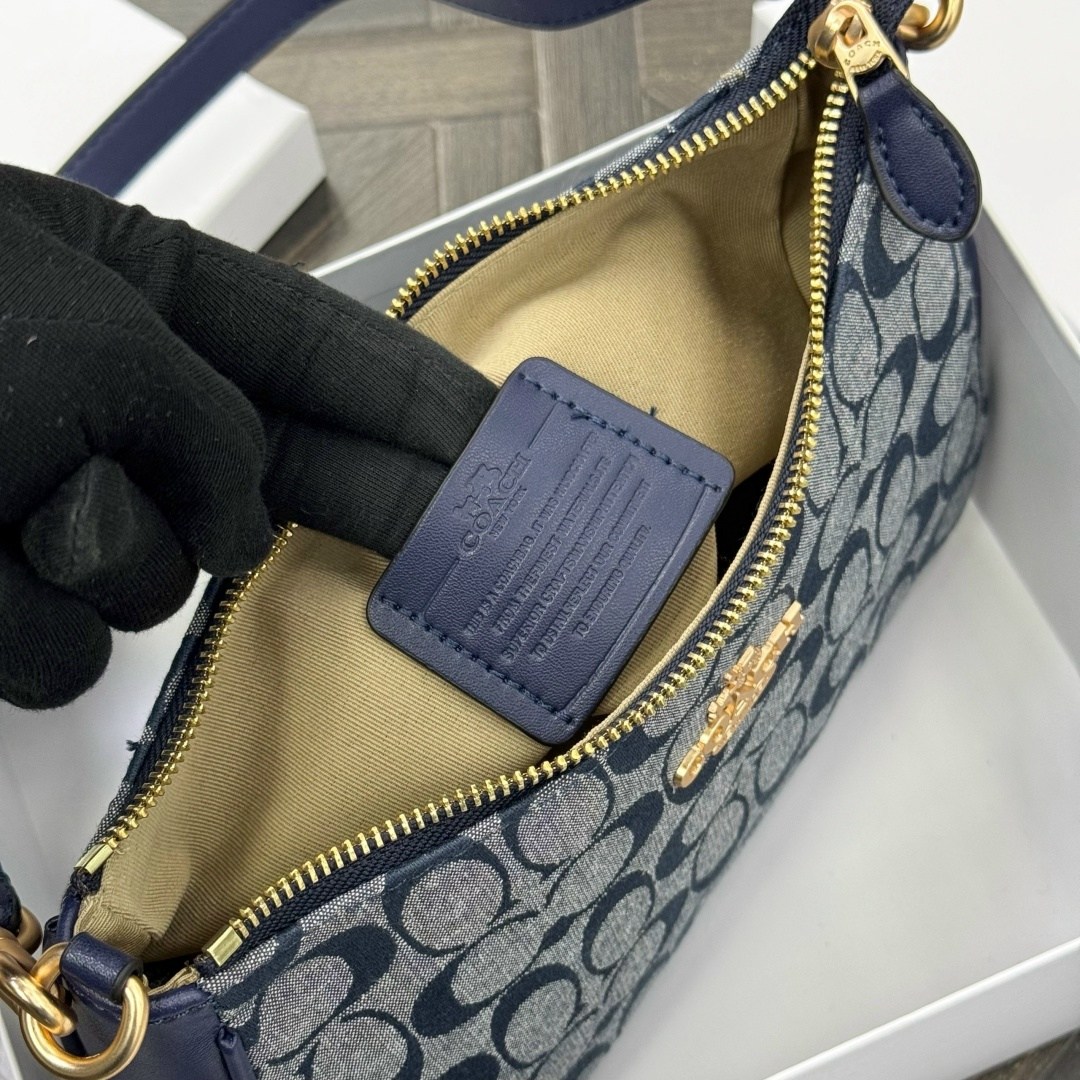 coach сумка,сумка coach на плечо,женская сумка coach,сумка,сумка через плечо coach