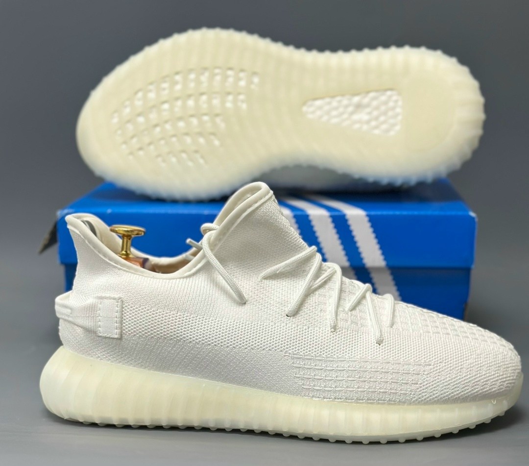 кроссовки adidas yeezy 350 boost v2 triple white,кроссовки adidas yeezy boost 350,кроссовки adidas yeezy boost,adidas yeezy boost 350 v 2,adidas yeezy boost 350 cream white