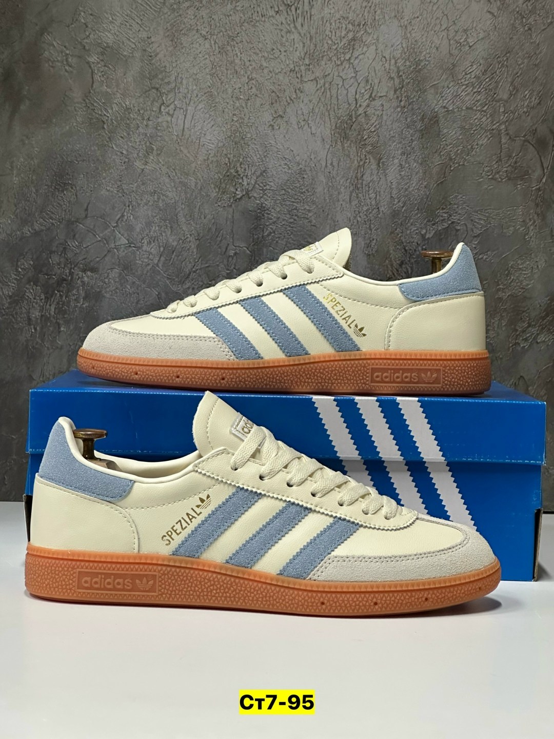 кроссовки adidas,кроссовки adidas spezial,кроссовки adidas samba,кроссовки мужские женские adidas,кроссовки adidas samba og