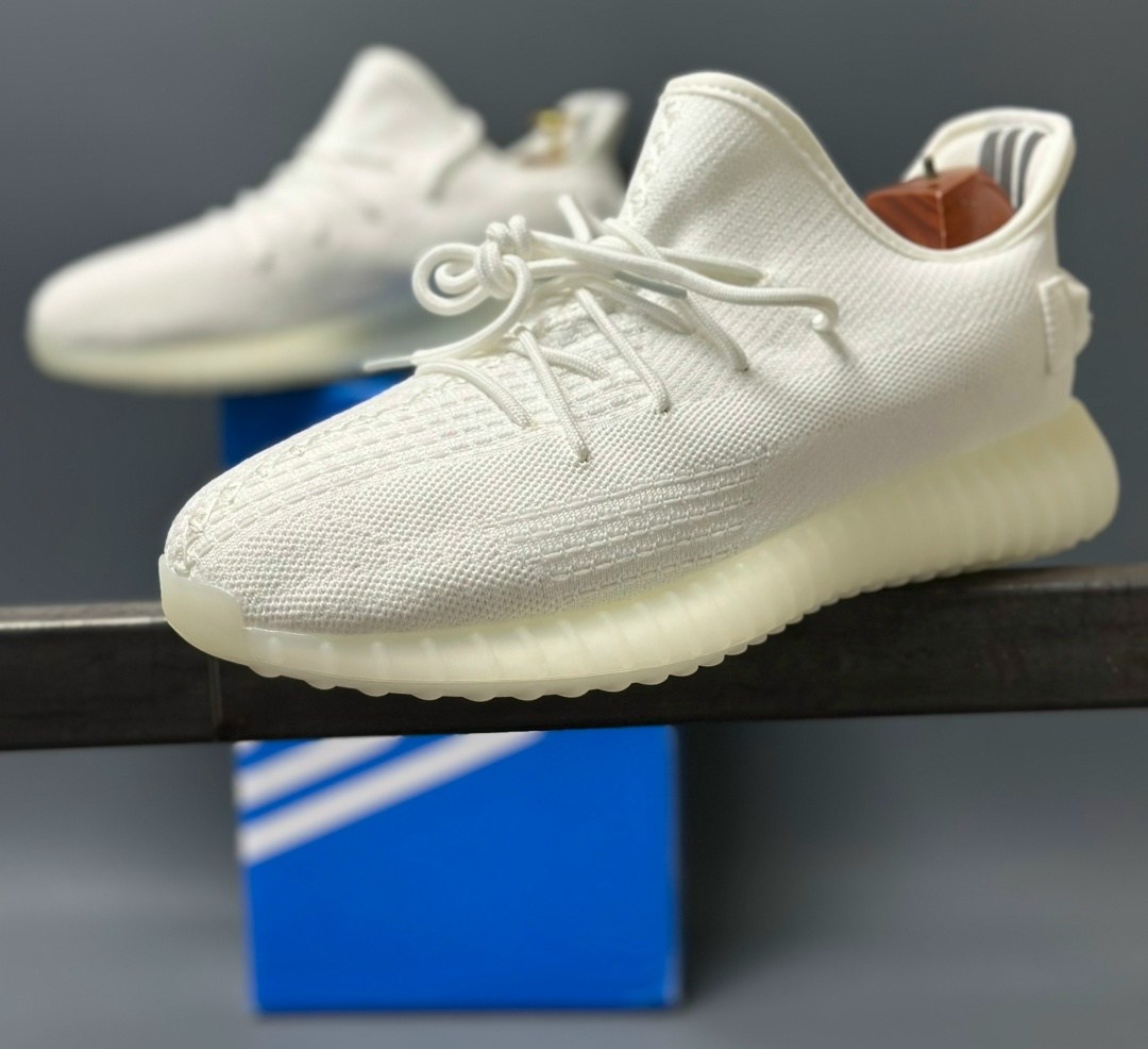 кроссовки adidas yeezy 350 boost v2 triple white,кроссовки adidas yeezy boost 350,кроссовки adidas yeezy boost,adidas yeezy boost 350 v 2,adidas yeezy boost 350 cream white