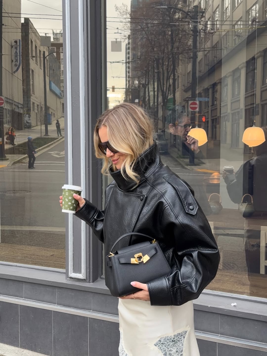 кожаная куртка женская,модная куртка,куртка косуха,куртка кожаная,модный стиль