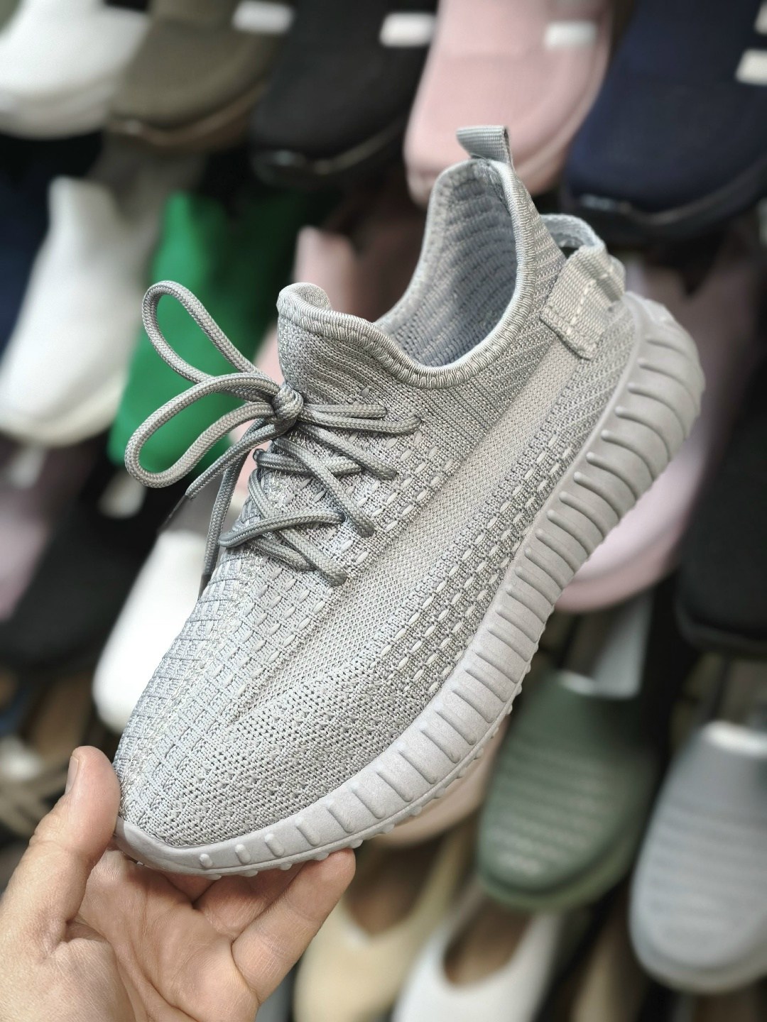 adidas yeezy boost,adidas yeezy boost 350,adidas yeezy boost 350 v2 sand taupe,yeezy boost,adidas yeezy boost 350 v 2